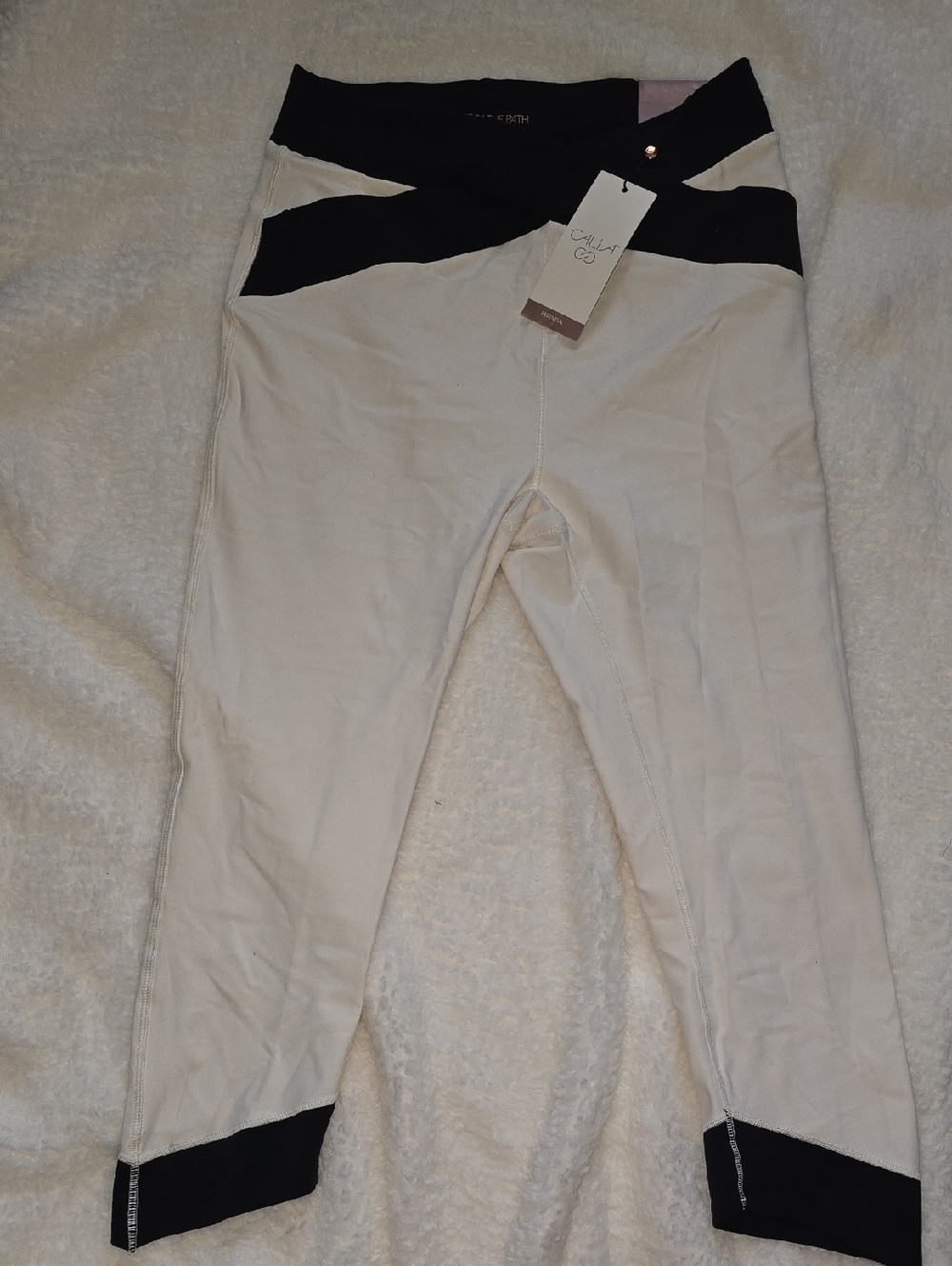 CALIA by Carrie Underwood Cross High Rise Capri - Unbleached